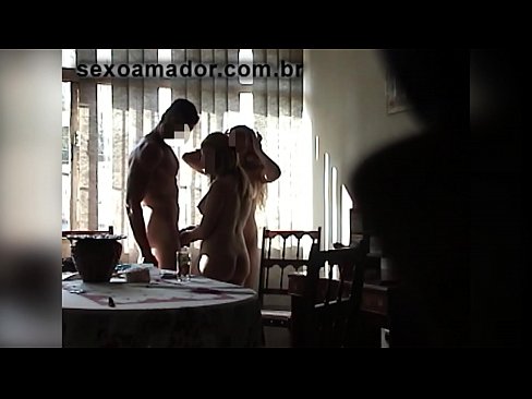 ❤️ Sex przyjaciele zapraszają gigantycznego mężczyznę i trójkąt z nim ️❌ Fuck video at us pl.pornosexphoto.ru ❌❤